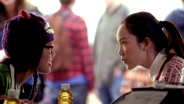Ming (Jessica Lu) et Becca (Jessika Van)